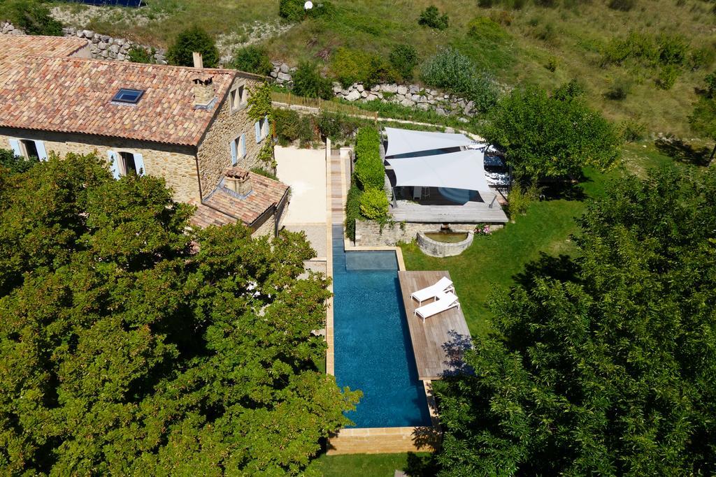 Mas De L'Adret Bed & Breakfast Roche-Saint-Secret Dış mekan fotoğraf