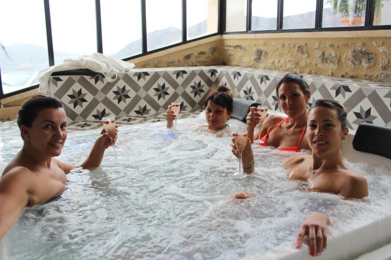 Mas De L'Adret Bed & Breakfast Roche-Saint-Secret Dış mekan fotoğraf